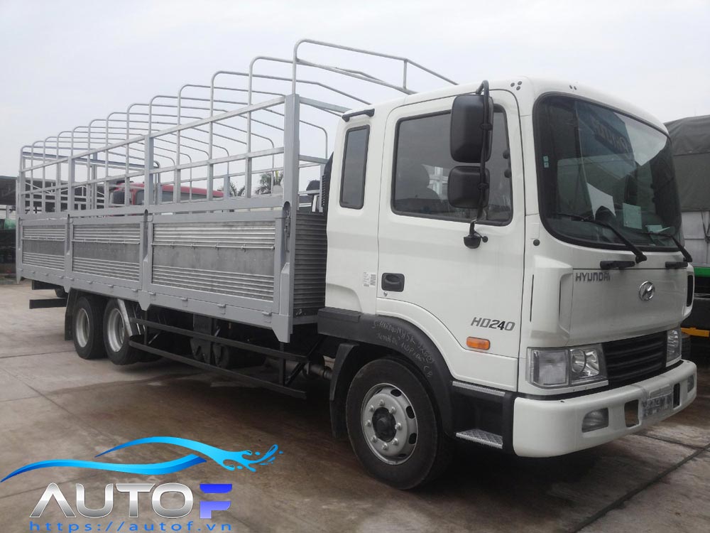 HD240 là dòng xe tải thùng kín bửng nâng có tải trọng hàng hóa được phép chuyên chở lên đến hơn 16 tấn